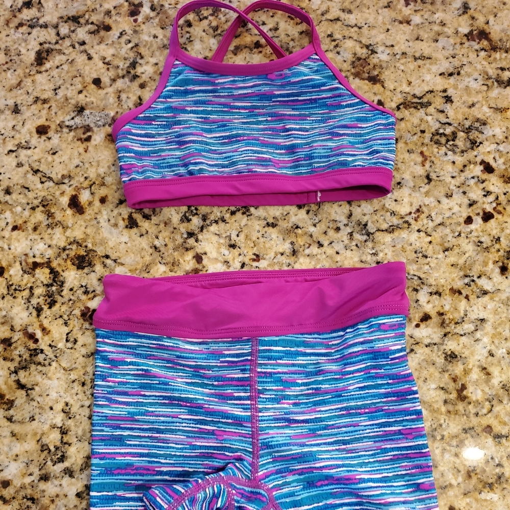 Girls TYR 2 piece swimsuit 7/8